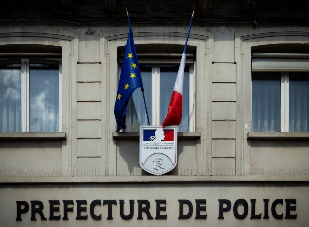 découvrez la rue charcot dans le 13ème arrondissement de paris, un charmant quartier mêlant vie urbaine et atmosphère locale. profitez des commerces, des restaurants et des espaces verts qui font le charme de cette rue parisienne.