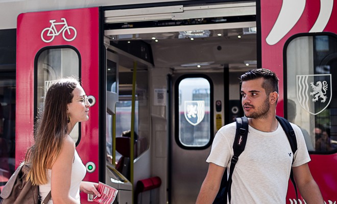 découvrez le centre feu vert à poitiers sud, votre expert en entretien automobile et pièces détachées. profitez de services de qualité, conseils personnalisés et offres promotionnelles pour prendre soin de votre véhicule en toute sérénité.