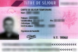 obtenez votre titre de séjour à arras facilement grâce à notre guide complet. découvrez les démarches, conditions et conseils pour réussir votre demande et profiter pleinement de votre séjour en france.